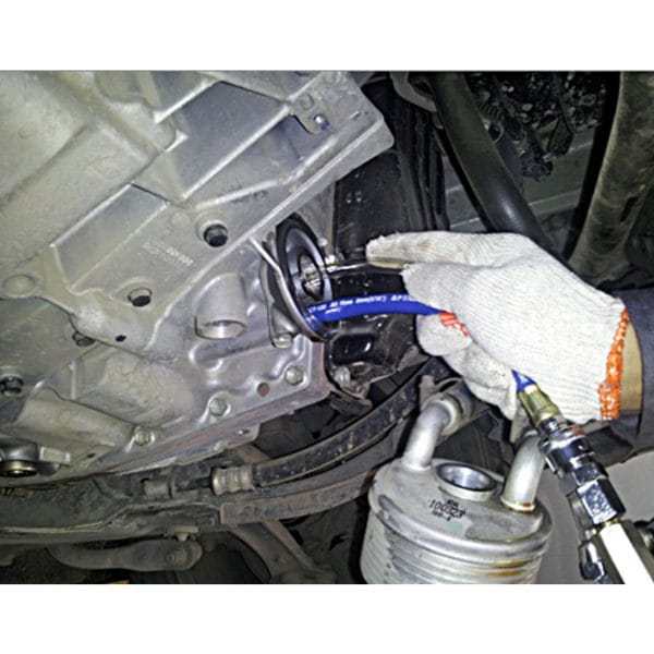 Brilliant Tools BT626050 vaihteiston huuhtelu ja öljynvaihtolaite automaattilaatikoille. - Image 2