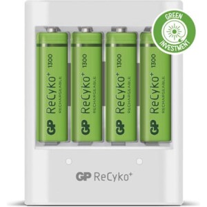GP Laturi ja 4 kpl GP ReCyko 1300 mAh AA-akkuja U411USB130EFR-2GB4/USB